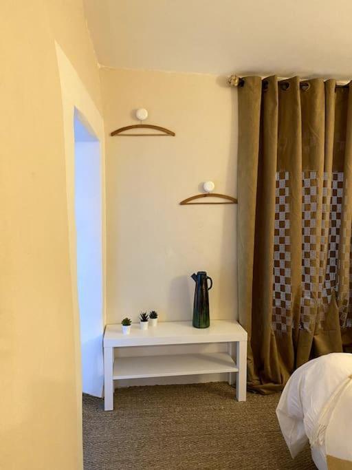 Le Nomade En Provence Bed and Breakfast Bouchet  Buitenkant foto