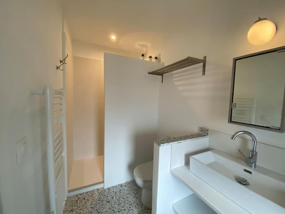 Le Nomade En Provence Bed and Breakfast Bouchet  Buitenkant foto